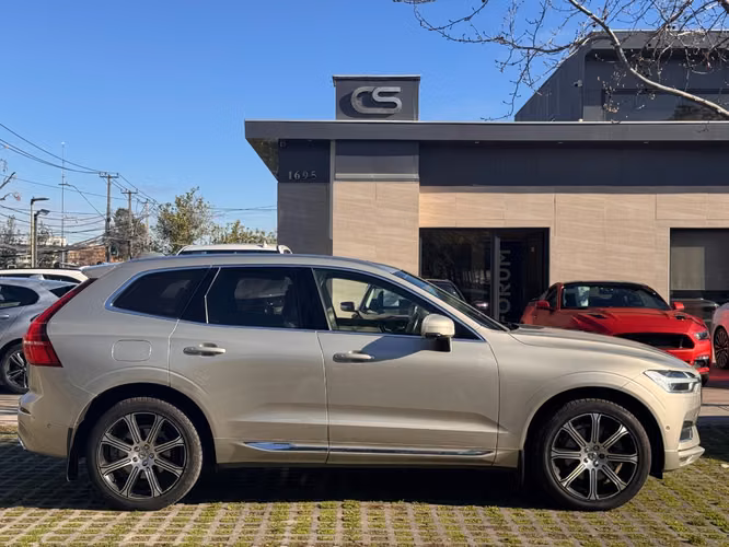 VOLVO XC60 D5 INSCRIPTION 2.0 AT 2018 - Imagen 6