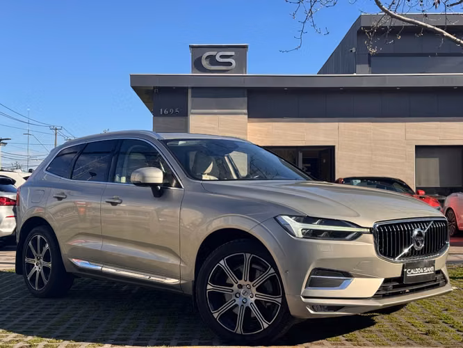 VOLVO XC60 D5 INSCRIPTION 2.0 AT 2018 - Imagen 7