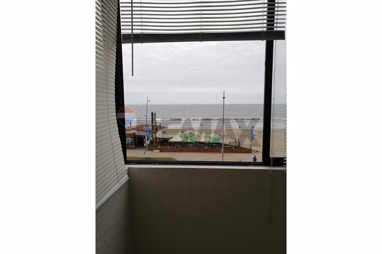 "exclusivo dpto en la serena: ¡inversión ideal!"