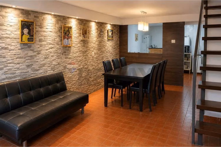 Casa en tranquilo barrio de puente alto - Imagen 2