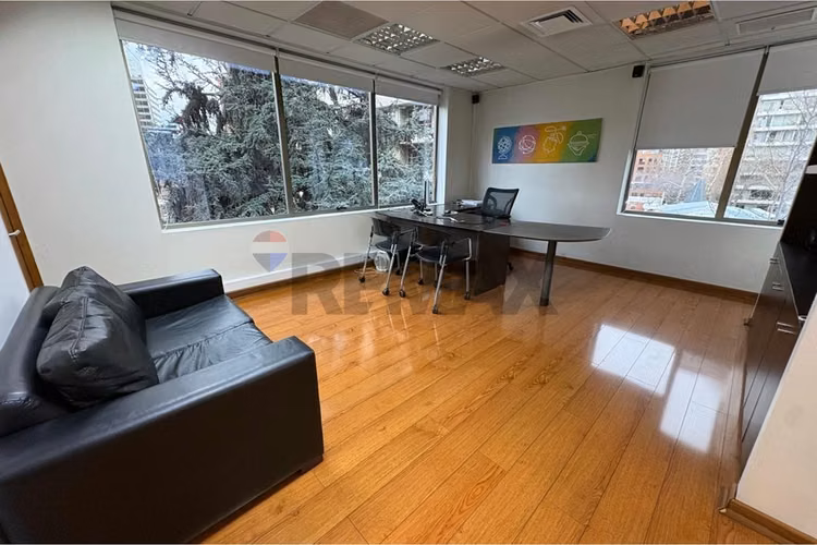 Amplia y moderna oficina corporativa - providencia - Imagen 5