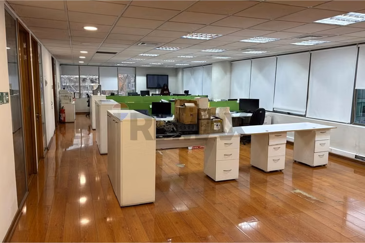 Amplia y moderna oficina corporativa - providencia - Imagen 15