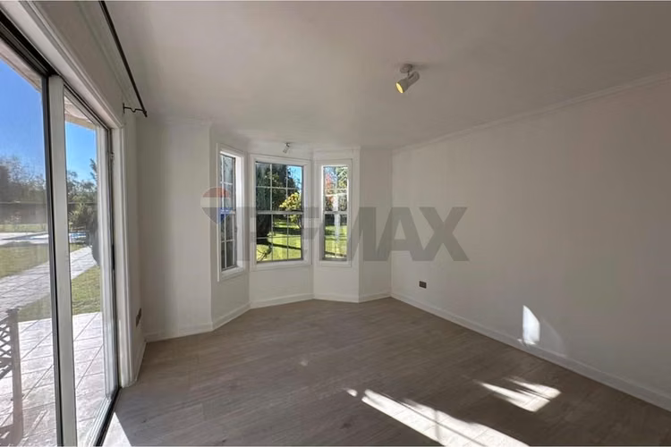 Casa premium en parcela de 5.288 metros.
