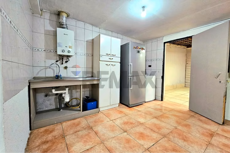 Casa con patio en 95 m2  de terreno - Imagen 7
