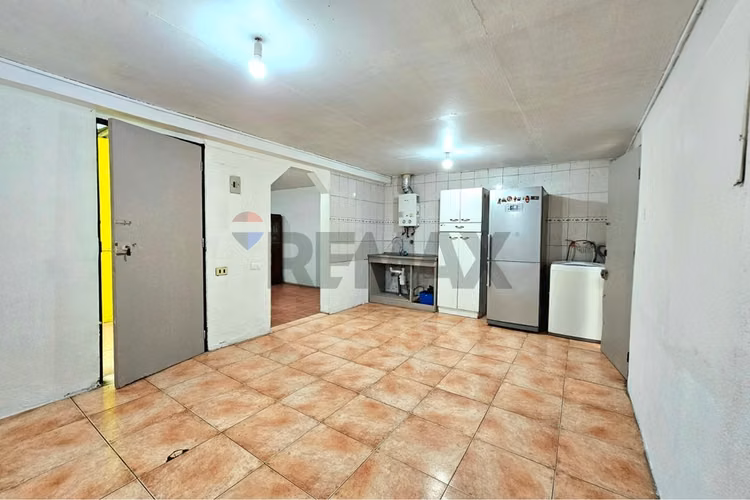 Casa con patio en 95 m2  de terreno - Imagen 8