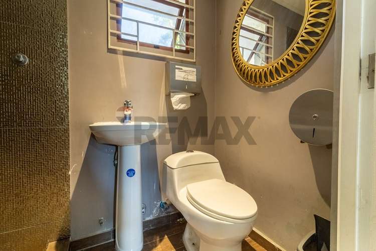 Casa en arriendo con patente comercial vigente - Imagen 21