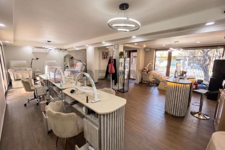 Casa en arriendo con patente comercial vigente - Imagen 2