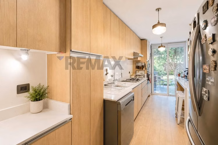 Duplex con piscina y patio propio - Imagen 19