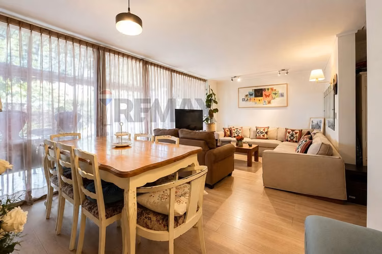Duplex con piscina y patio propio - Imagen 7