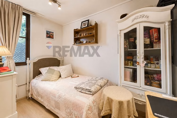 Duplex con piscina y patio propio - Imagen 13