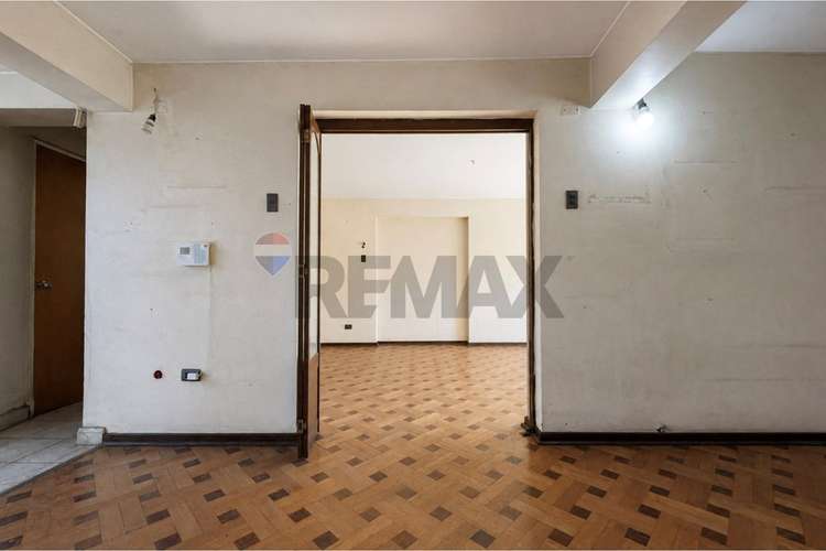 Casa en la reina 5d 4b para remodelar. - Imagen 6