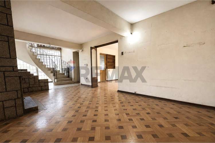 Casa en la reina 5d 4b para remodelar. - Imagen 5