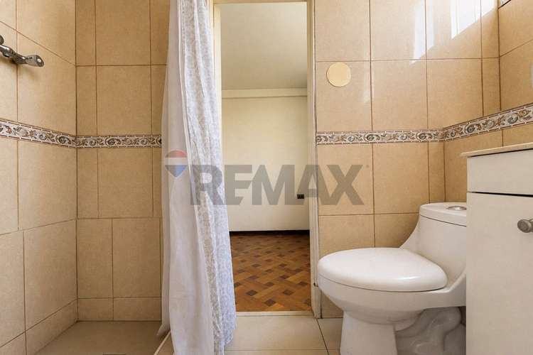Casa en la reina 5d 4b para remodelar. - Imagen 20