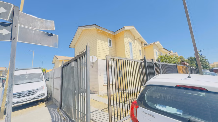 OPORTUNIDAD DE COMPRA CASA 3D 2B VALLE GRANDE LAMPA - Imagen 3