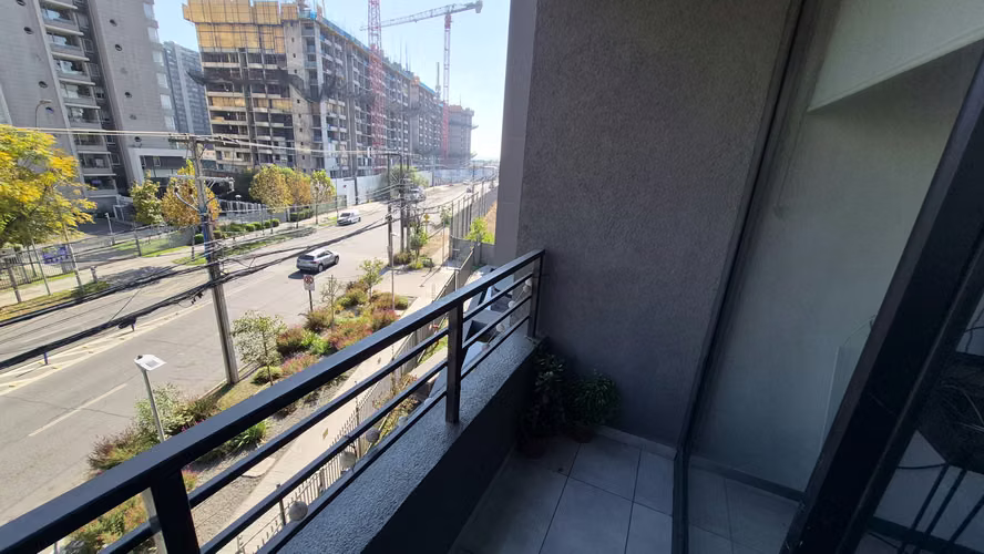 VENTA DPTO SEMI NUEVO LA FLORIDA