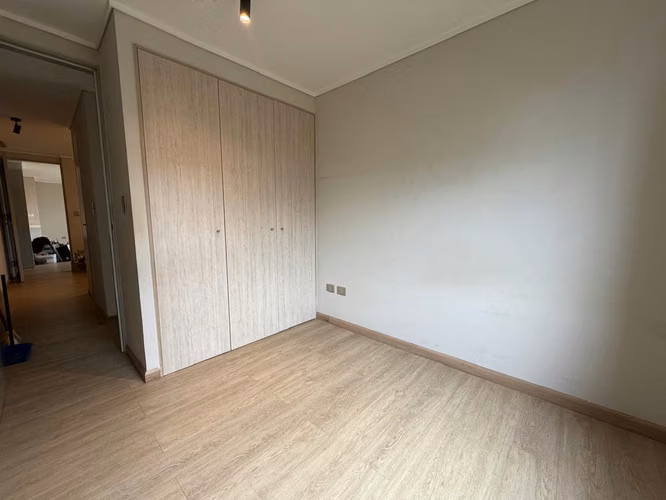 VENTA  MODERNO DEPARTAMENTO EN EDIFICIO PEÑON ORIENTE - Imagen 7