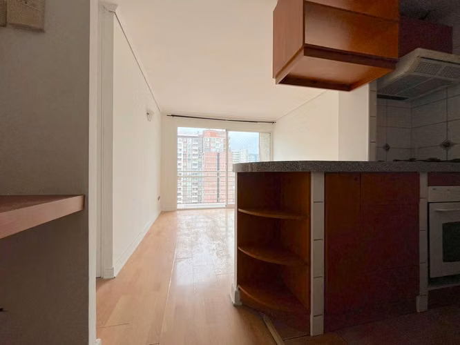 ARRIENDO DEPARTAMENTO Y BODEGA METRO SANTA ISABEL