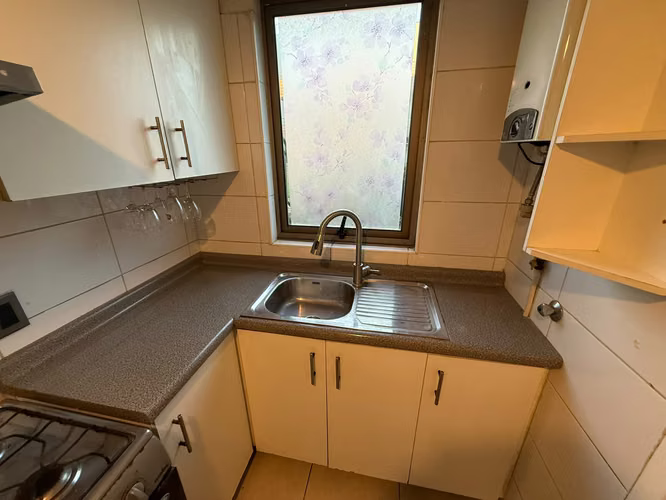 VENDE DPTO DE TRES DORMITORIOS Y UN BAÑO CERCA AVENIDA ALEM - Imagen 9