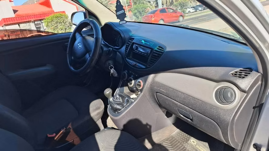 Hyundai i10 2012