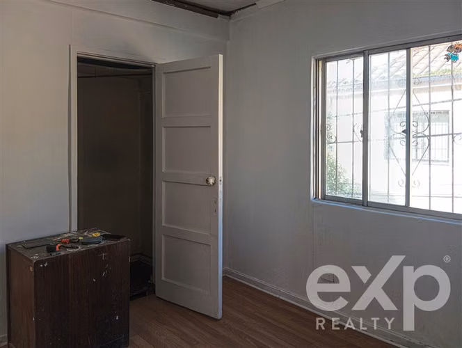Oficina en arriendo en Viña del Mar 9 privados y 4 baños