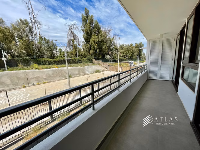 ARRIENDA TU NUEVO DEPARTAMENTO 2DORM CON VISTA DESPEJADA - Imagen 5