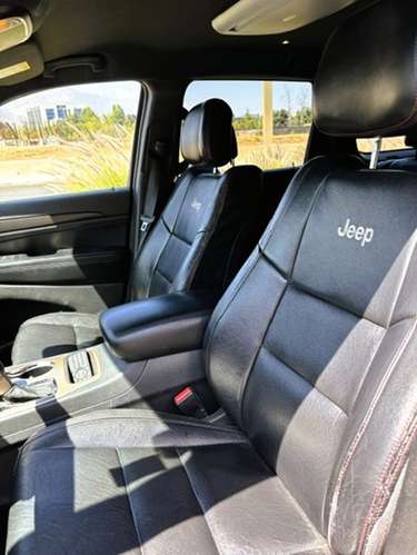 Jeep Grand Cherokee Laredo 3.6 2017 AT 4x2 — Cuero