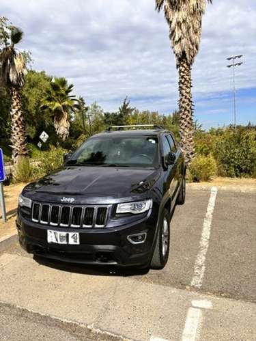 Jeep Grand Cherokee Laredo 3.6 2017 AT 4x2 — Cuero