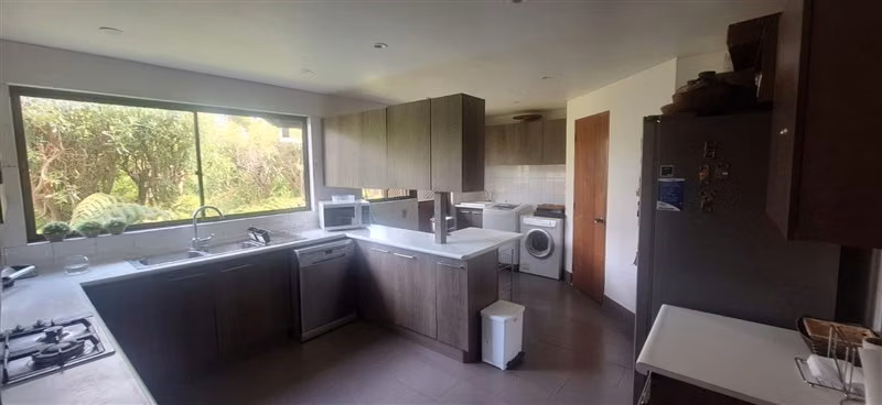 OPORTUNIDAD 4D 4B Las Brisas 170 en 2295 m2