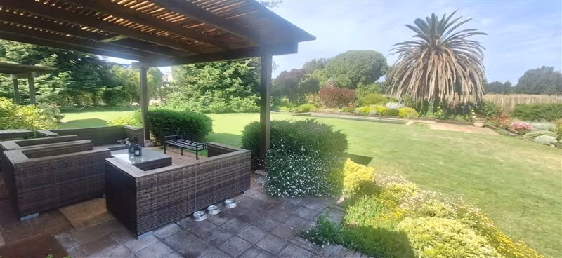 OPORTUNIDAD 4D 4B Las Brisas 170 en 2295 m2