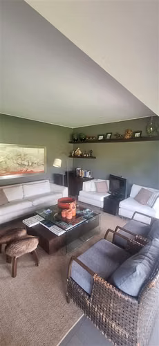 OPORTUNIDAD 4D 4B Las Brisas 170 en 2295 m2