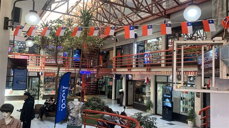 Arriendo Local Comercial u oficina en Los Andes