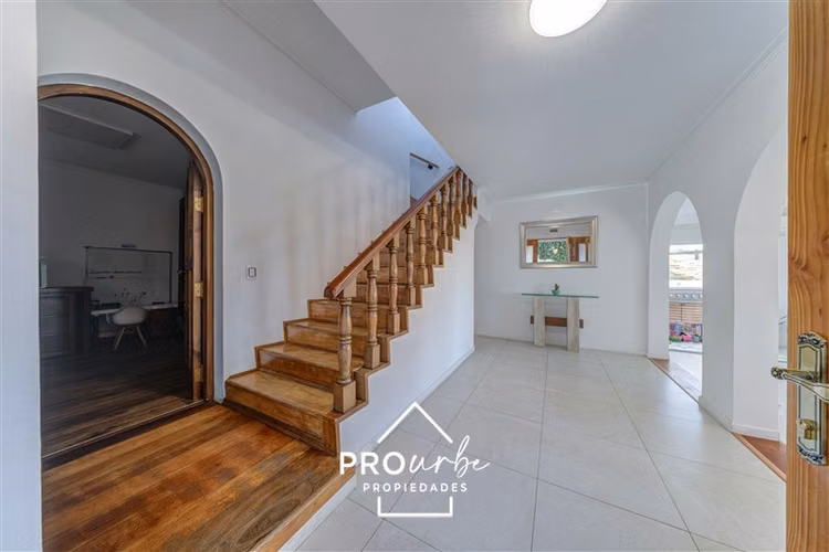 Casa en Los Dominicos con vista panorámica a la ciudad - Imagen 16