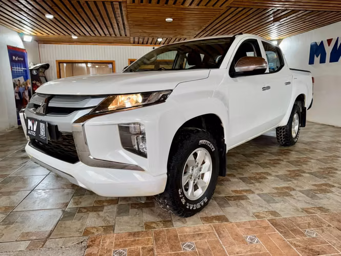 MITSUBISHI L200 KATANA CRT