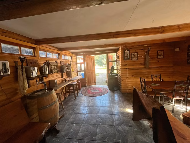 VENTA DE COMPLEJO DE CABAÑAS CON PISCINA Y CERVECERÍA ARTESANAL PRECORDILLERA STA BARBARA