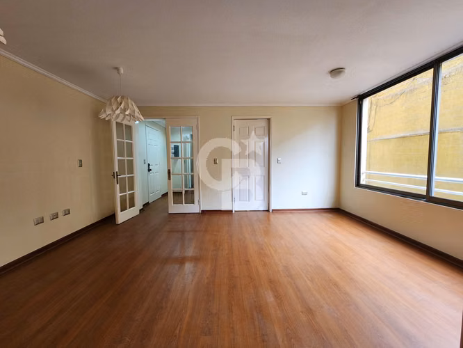 Departamento amplio y excelente ubicación - CBG