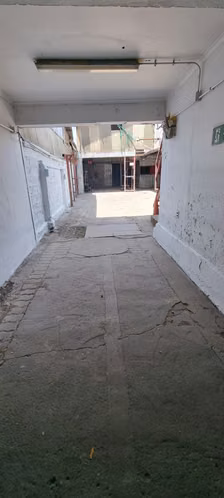 OPORTUNIDAD PROPIEDAD COMERCIAL CON OFICINAS Y TALLER - Imagen 2