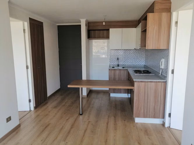 Excelente Departamento 2 Dormitorios. Cerca Metro, Hospitales - Imagen 7