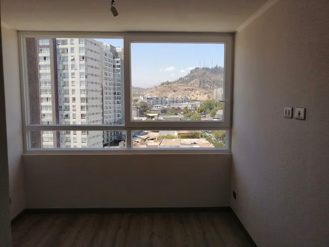 Excelente Departamento 2 Dormitorios. Cerca Metro, Hospitales - Imagen 9