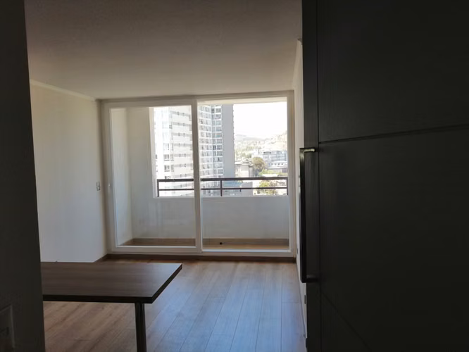 Excelente Departamento 2 Dormitorios. Cerca Metro, Hospitales - Imagen 4
