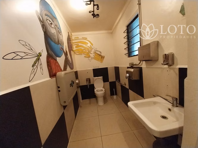Se arrienda local comercial en barrio turístico consolidado. - Imagen 18