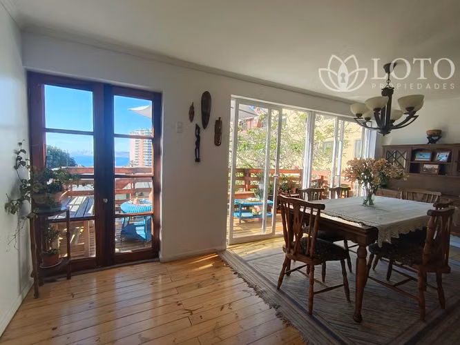 Venta de espectacular casa con vista al mar en sector residencial Recreo - Imagen 9