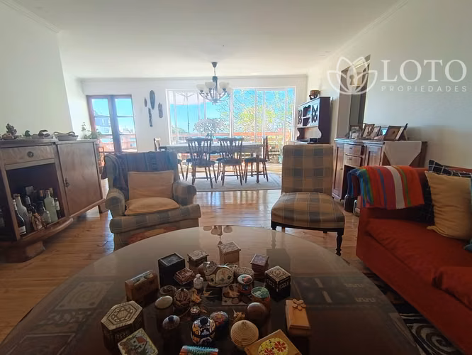 Venta de espectacular casa con vista al mar en sector residencial Recreo - Imagen 3