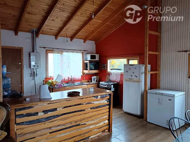 CASA CHILOTA CON 831 M2 DE TERRENO A 400 M DEL BYPASS/CASTRO