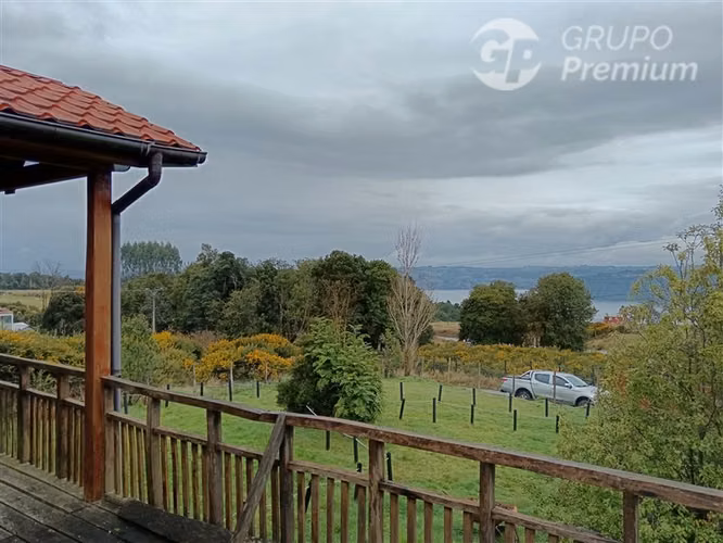 CASA CHILOTA CON 831 M2 DE TERRENO A 400 M DEL BYPASS/CASTRO