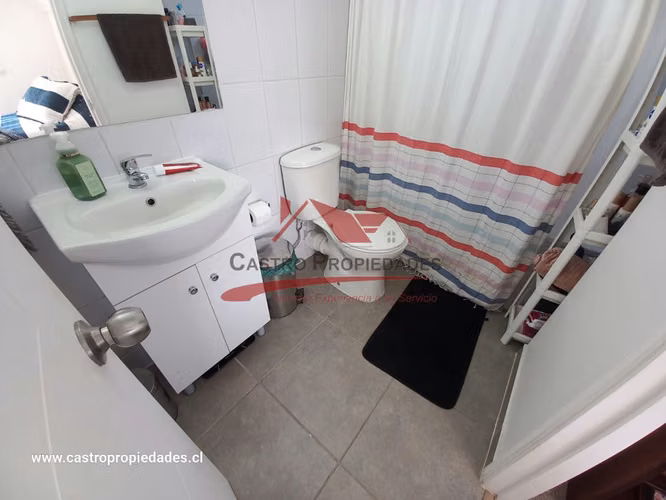 HERMOSA CASA 4 DORMITORIOS 3 BAÑOS, MAIPÚ