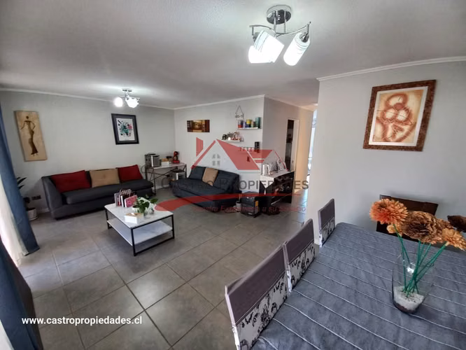 HERMOSA CASA 4 DORMITORIOS 3 BAÑOS, MAIPÚ