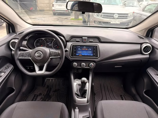 NISSAN VERSA SENSE 2023