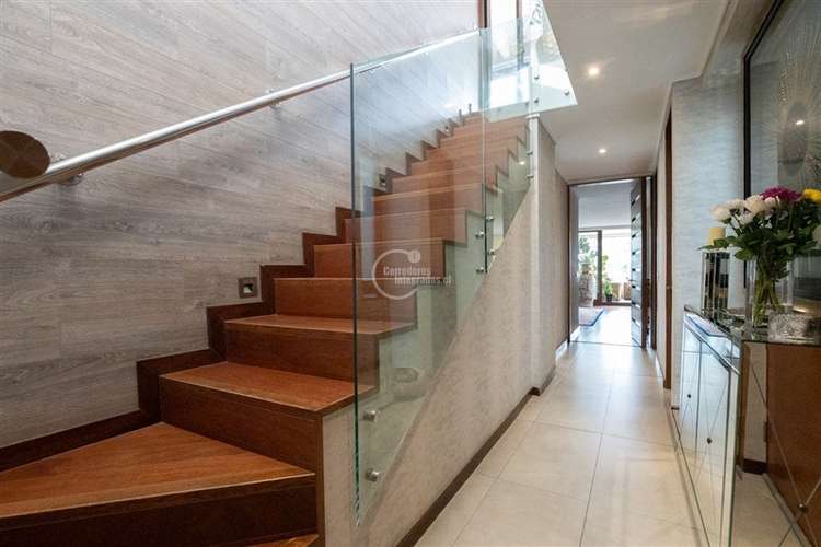 Departamento en venta de 4 dorm. en Lo Barnechea - Imagen 2