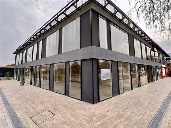 Local Comercial en arriendo en Vitacura