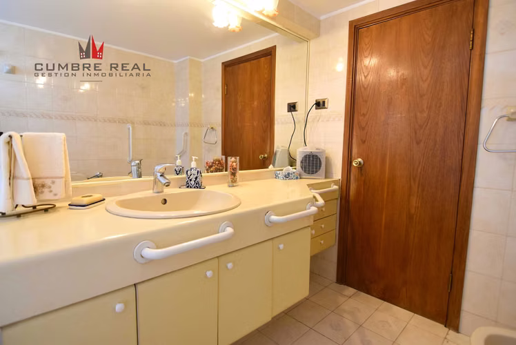 Vende Amplio Depto 4D3B Viña 2 Norte (181091) - Imagen 18